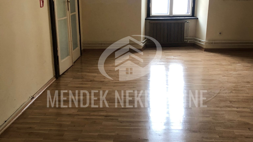 Commercial Property, 125 m2, For Rent, Varaždin - Centar